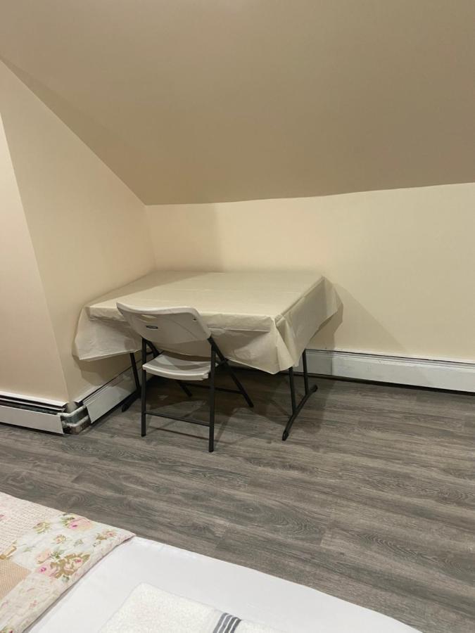 A Comfortable Room Нью-Йорк Экстерьер фото