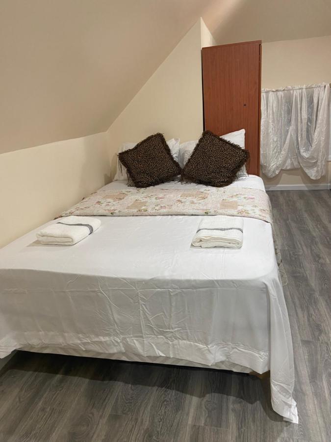 A Comfortable Room Нью-Йорк Экстерьер фото
