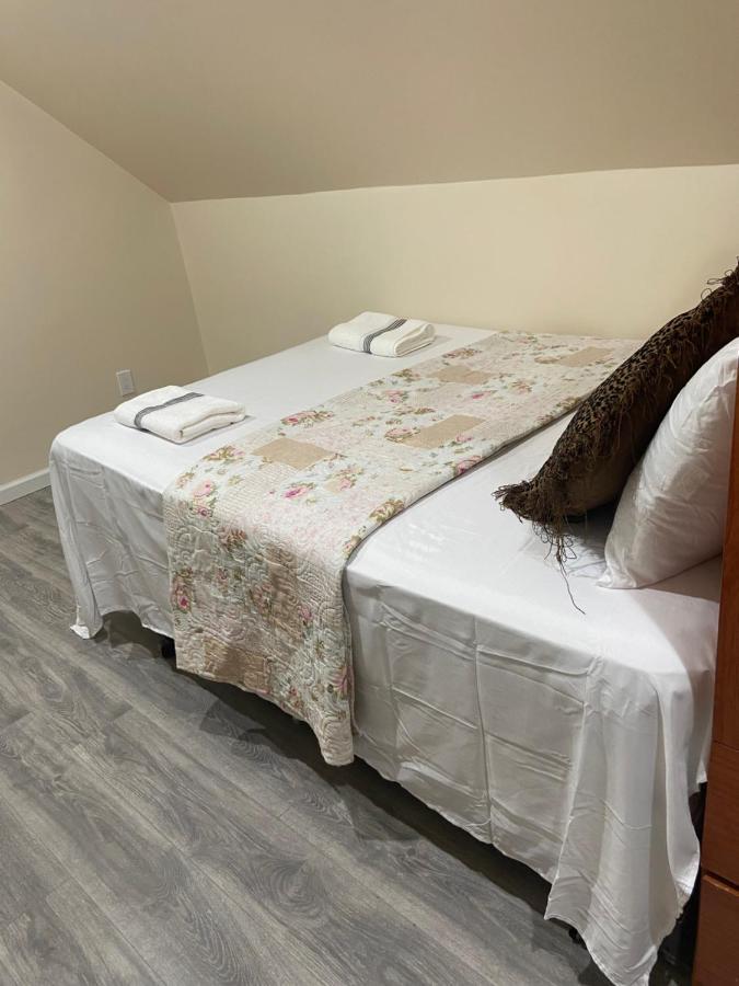 A Comfortable Room Нью-Йорк Экстерьер фото